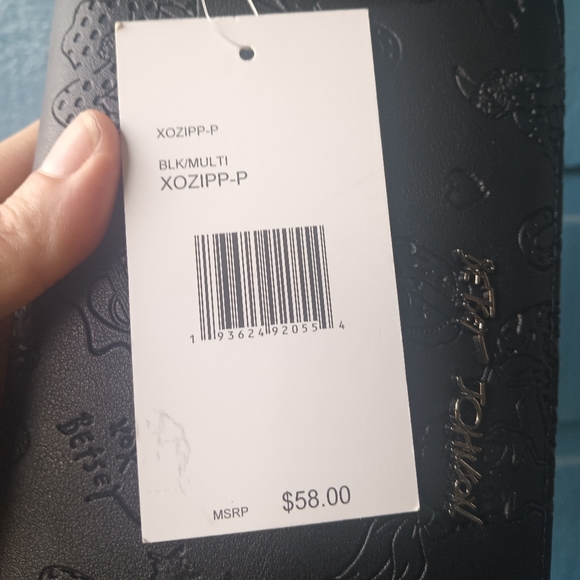 Betsey Johnson Black Embossed Travel Wallet - Picture 7 of 16